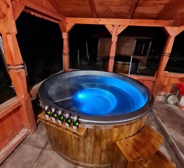 پانسیون Casa Old Brick