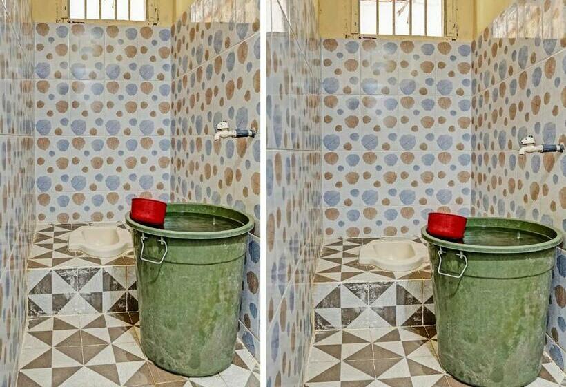 פנסיון Spot On 91312 Kost Arfa