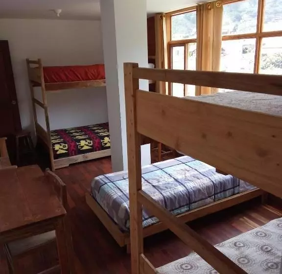 ベッドアンドブレックファースト Backpackers Balcones River Lodge