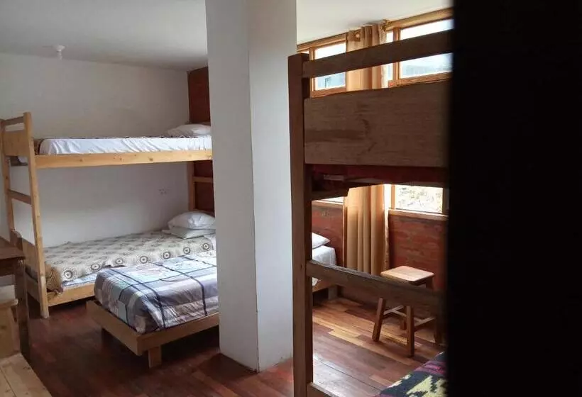 ベッドアンドブレックファースト Backpackers Balcones River Lodge