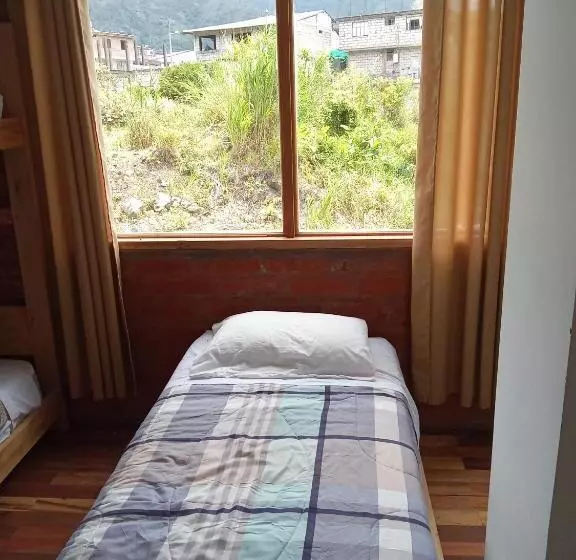 ベッドアンドブレックファースト Backpackers Balcones River Lodge