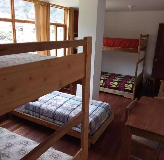 ベッドアンドブレックファースト Backpackers Balcones River Lodge