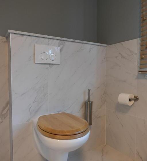 تختخواب و صبحانه Boris & Barney