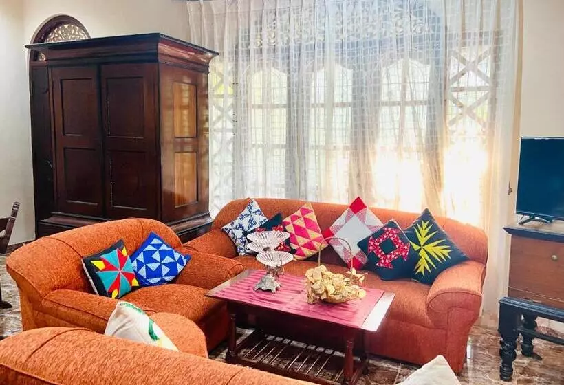 ホテル Gihan Villa