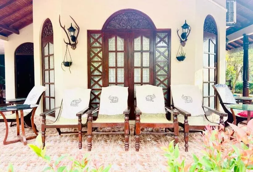 ホテル Gihan Villa