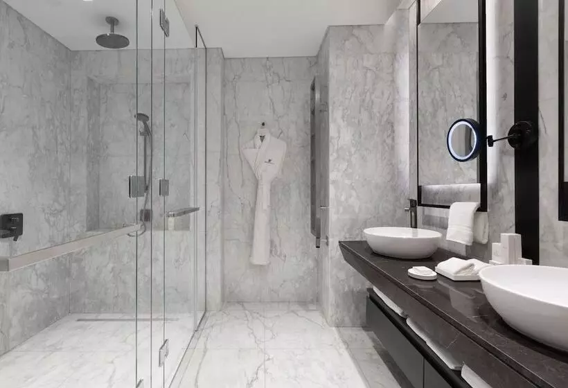 Jw Marriott Hotel Istanbul Marmara Sea