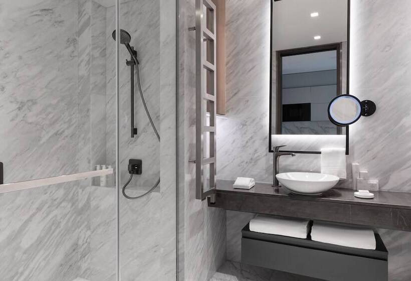 Jw Marriott Hotel Istanbul Marmara Sea