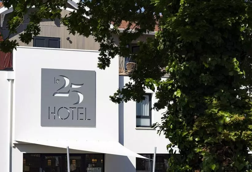 Hotelli Le 25