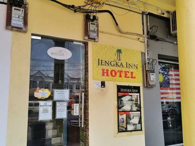 Hotelli Oyo 90458 Jengka Inn