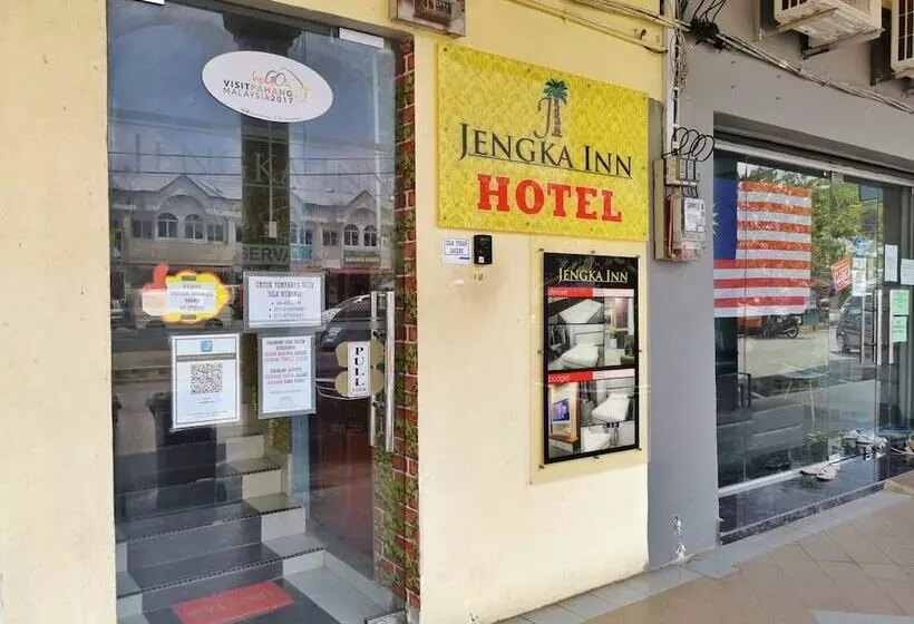 Hotelli Oyo 90458 Jengka Inn
