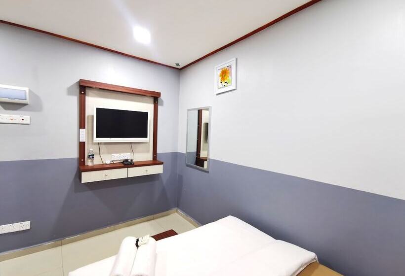 Hotel Oyo 90458 Jengka Inn