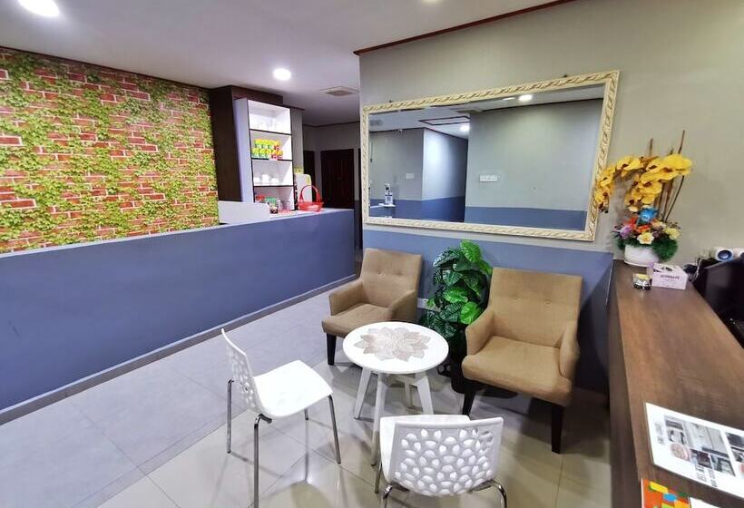 Hotel Oyo 90458 Jengka Inn