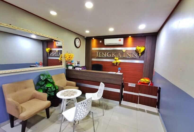 Hotel Oyo 90458 Jengka Inn