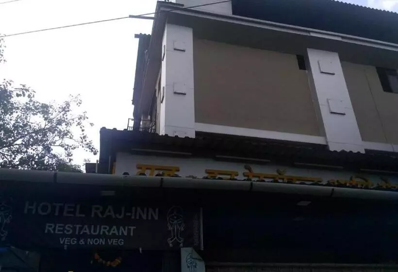 ホテル Raj Inn