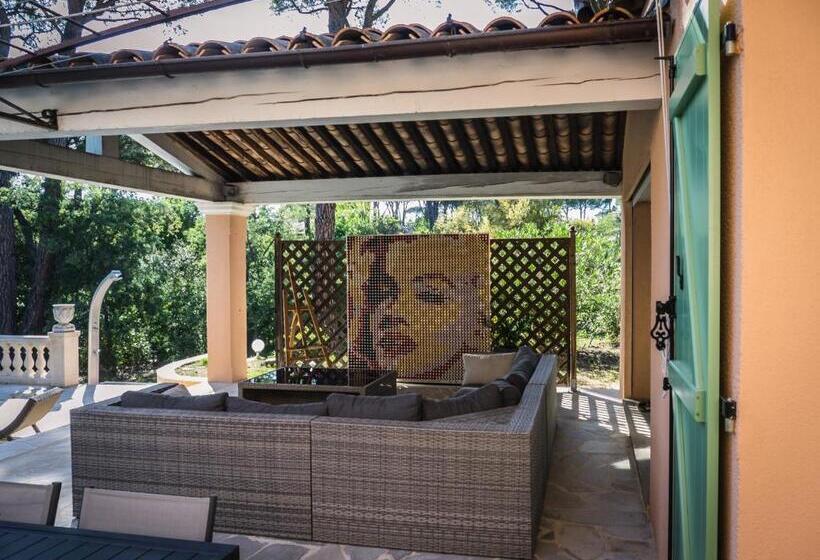 פנסיון La Villa D’aimée