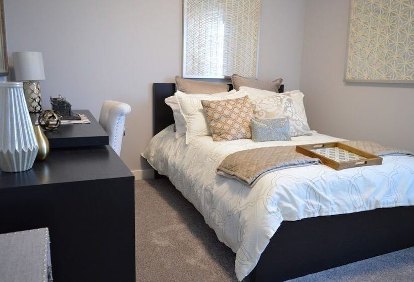 بنسيون Stansted Airport Guest Rooms