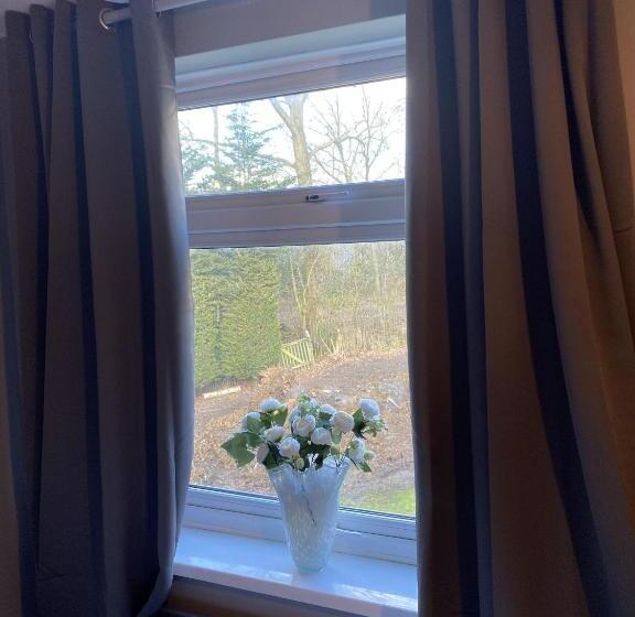 بنسيون Stansted Airport Guest Rooms