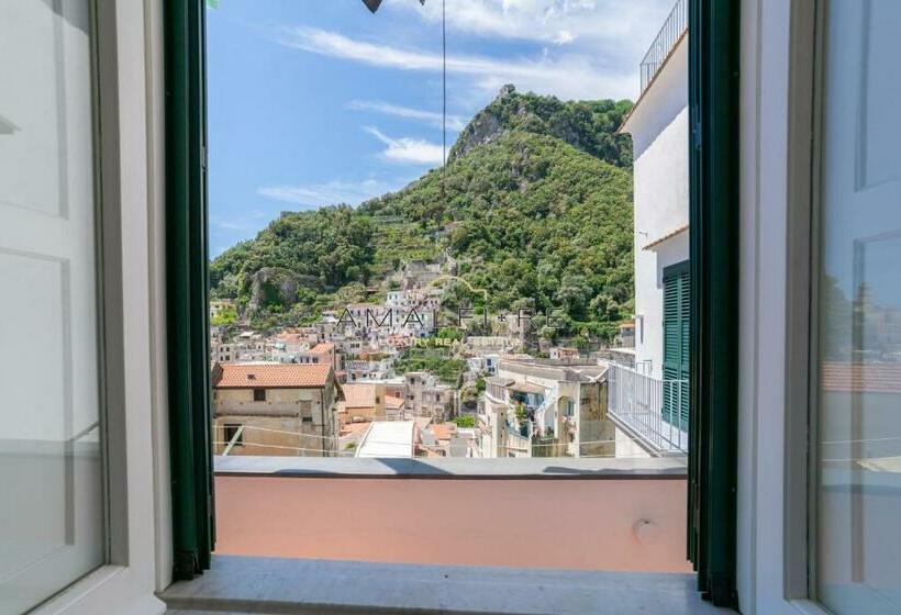 פנסיון Smeraldo Suite