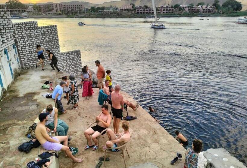 هاستل Go Inn Backpackers