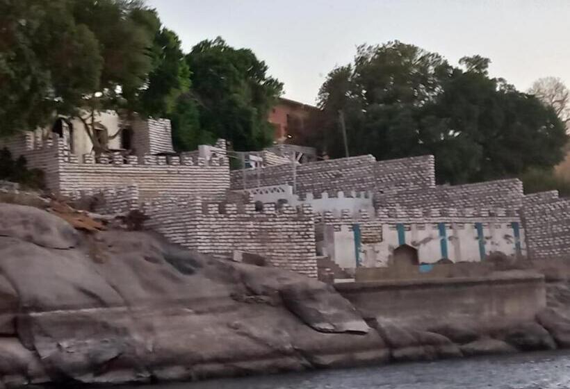 هاستل Go Inn Backpackers