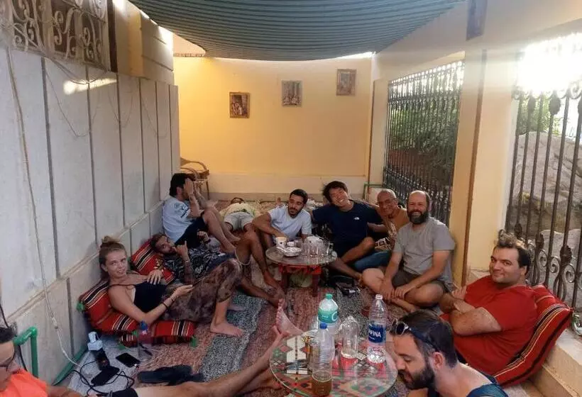 هاستل Go Inn Backpackers