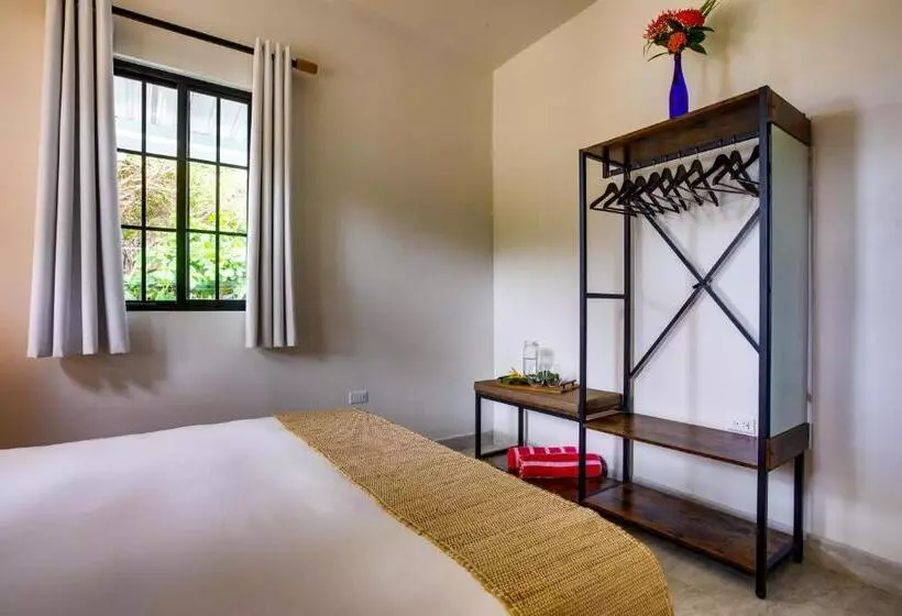 Retkeilymaja The Sea Glass Inn