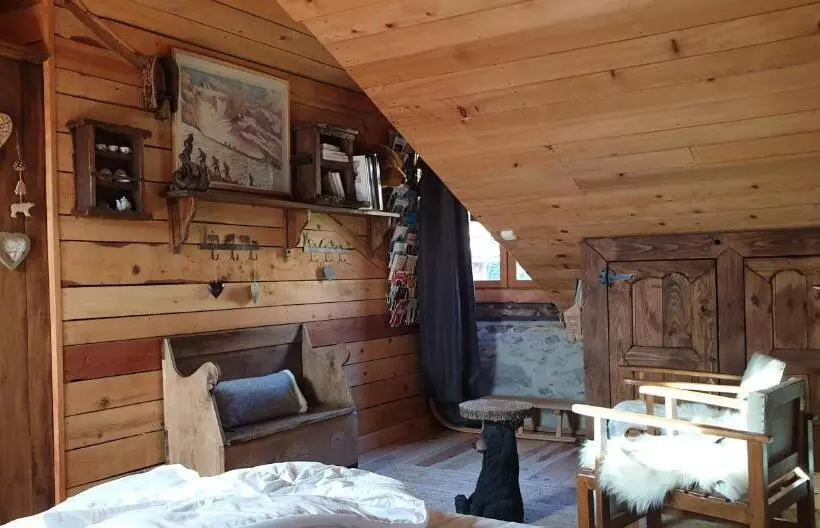 Aamiaismajoitus (B&B) Chambre Et Table D Hôtes La Grande Ourse