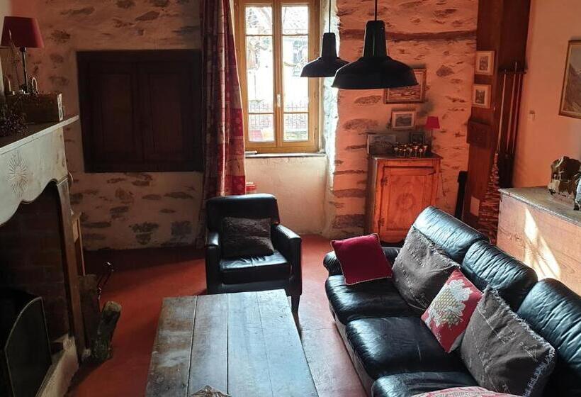 민박 Chambre Et Table D Hôtes La Grande Ourse