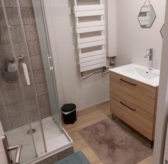 تختخواب و صبحانه L Escale Du Monde