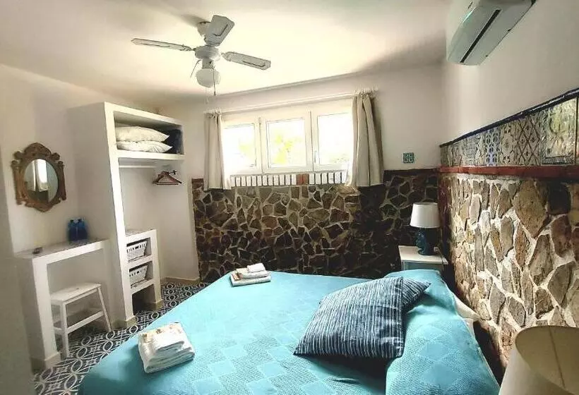 Vfh Villa Flavia Eco B&b   50 Metri Dal Mare