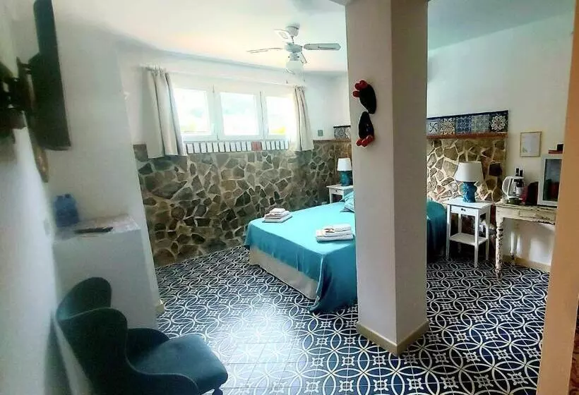 Vfh Villa Flavia Eco B&b   50 Metri Dal Mare