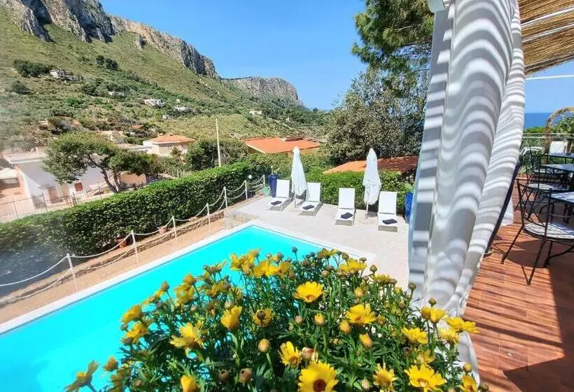 Vfh Villa Flavia Eco B&b   50 Metri Dal Mare