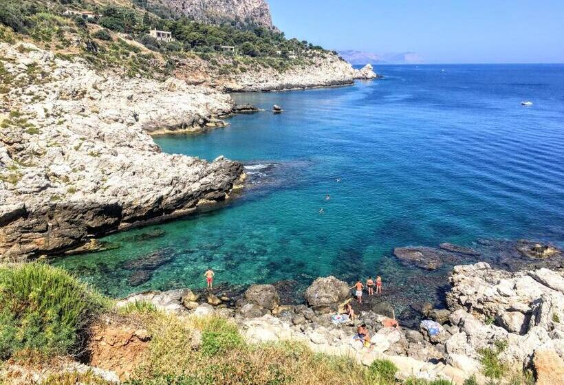 Vfh Villa Flavia Eco B&b   50 Metri Dal Mare