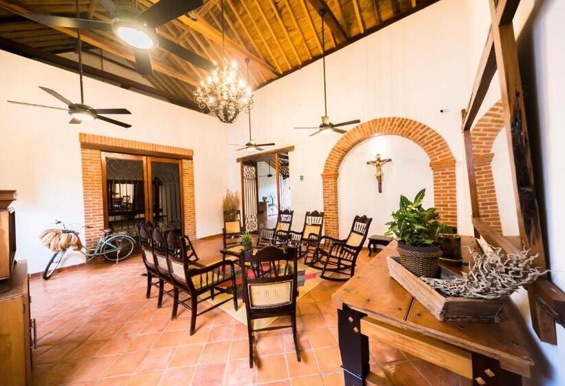 Bohemia Hotel Boutique