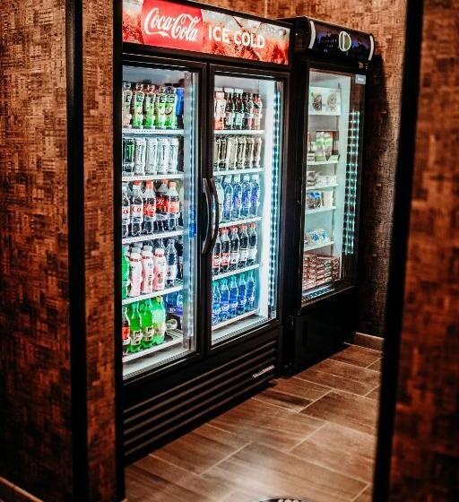 Cobblestone Hotel & Suites International Falls