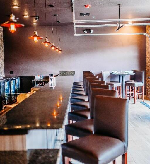 Cobblestone Hotel & Suites International Falls