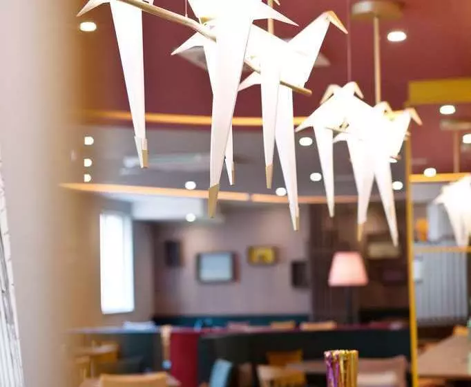 Hotelli Hampton By Hilton Regensburg