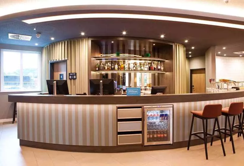 Hotelli Hampton By Hilton Regensburg