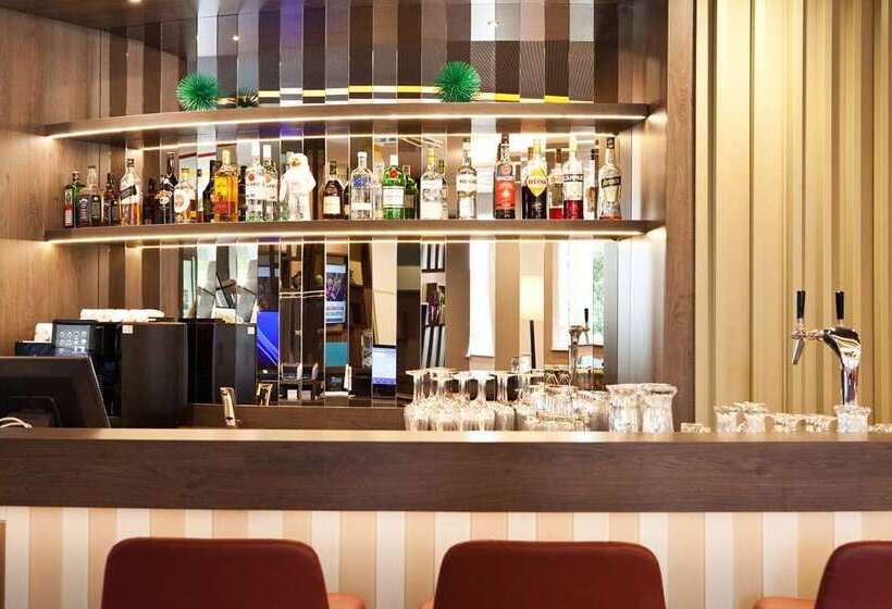 هتل Hampton By Hilton Regensburg