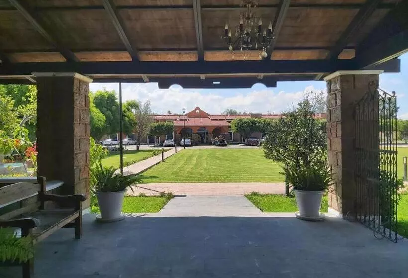 Hotelli Meson Del Puente