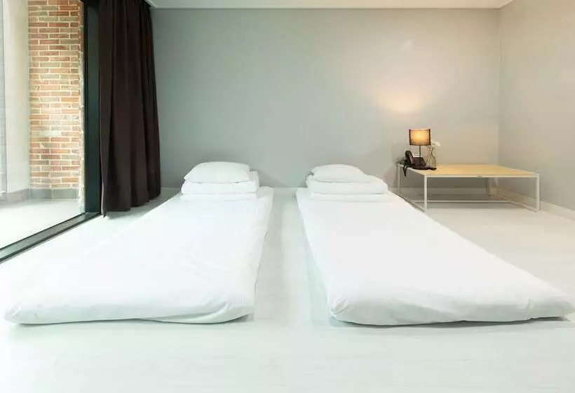 Hotelli Miami Jeongseon