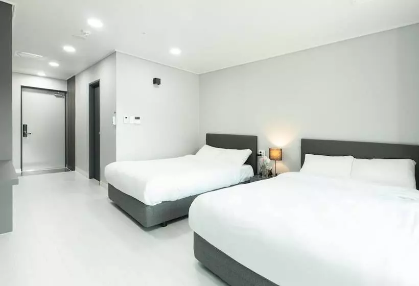 Hotelli Miami Jeongseon