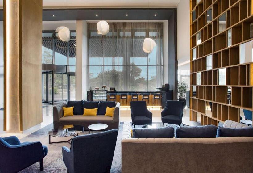 Radisson Blu Hotel Antananarivo Waterfront