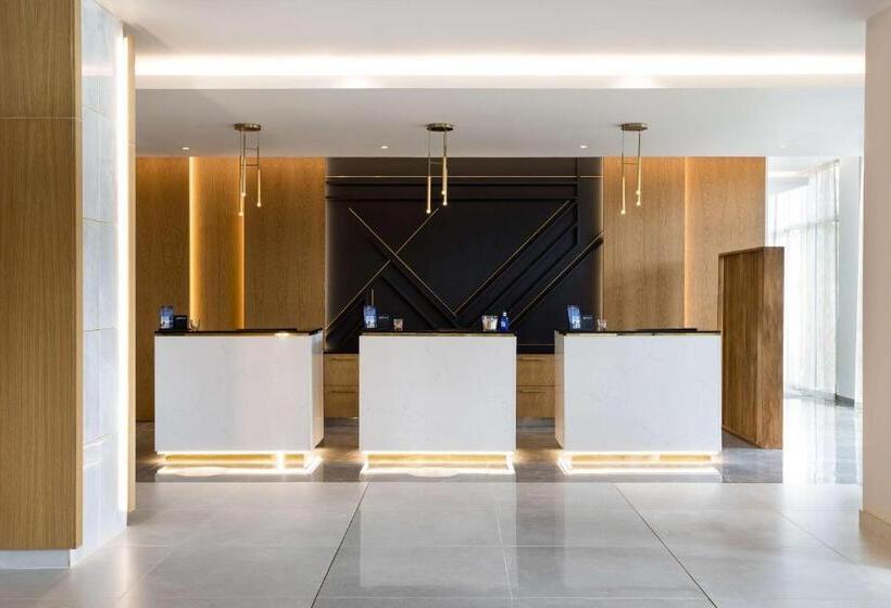 Radisson Blu Hotel Antananarivo Waterfront