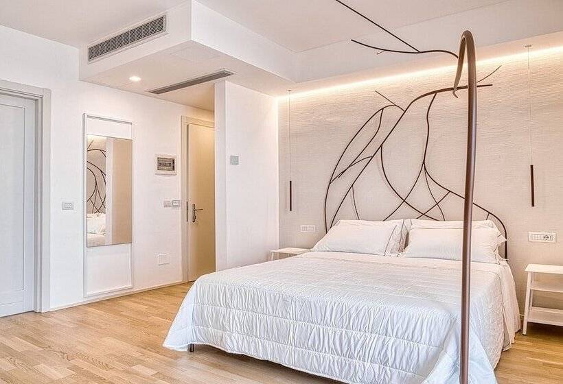 Hotel Supporter Deluxe