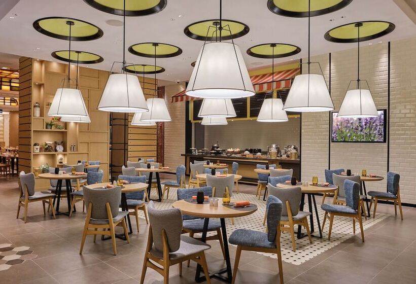 酒店 Swissôtel Clark Philippines