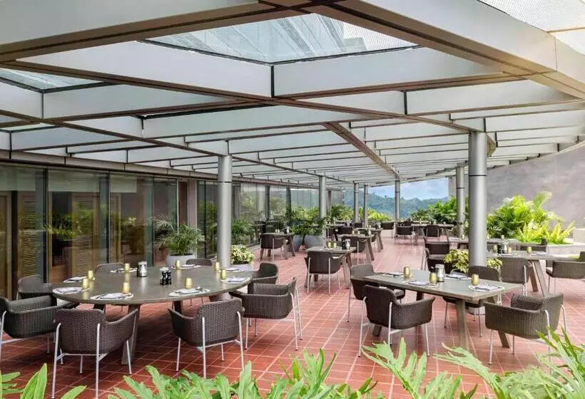 Hotel Swissôtel Clark Philippines