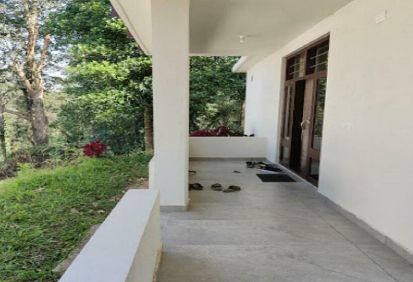 Отель Wild Wood Resort By Stayapart