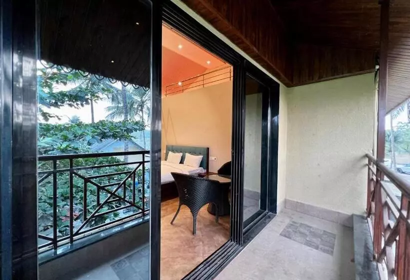 Paramount Riverfront Resort & Spa, Karjat