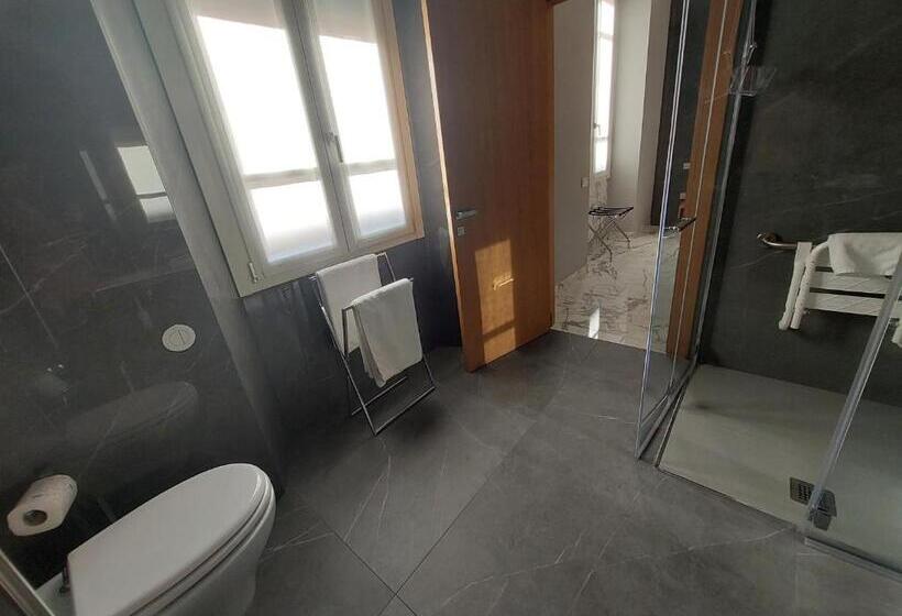 پانسیون Foresteria La Vista